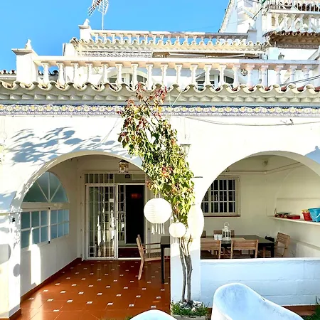 Playa Paraiso 79 - Townhouse At The For Up To 7 Guests * Manilva
